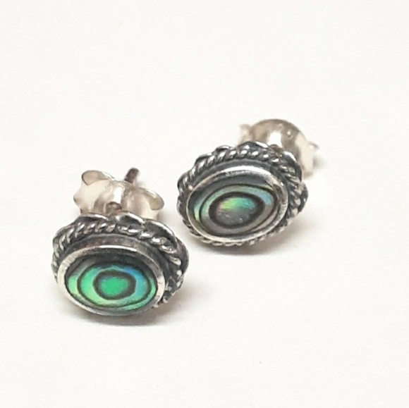 "World Of ICEETHON"‎ Dainty Abalone .925 Sterling Silver Earrings Studs - Picture 4 of 5